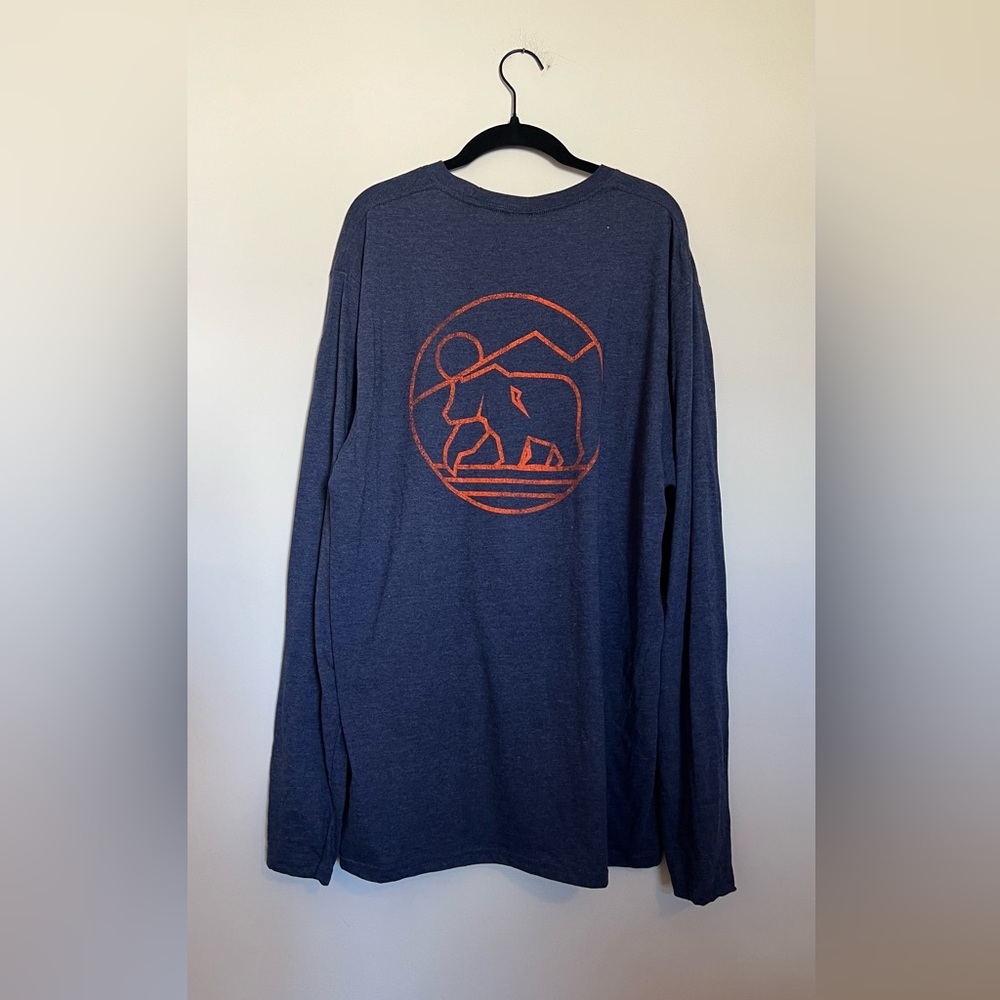 NWT Mountain Bear Long Sleeve T-Shirt in Navy Size Large L The Normal Brand